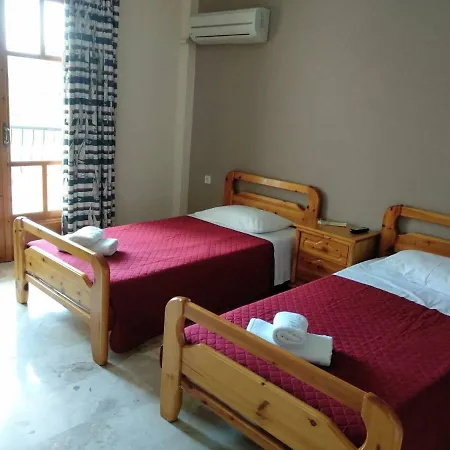 Orelia Guest house Tolo